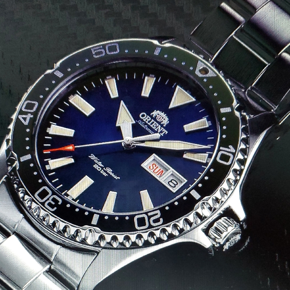 Orient Men's Silver and Blue Watch